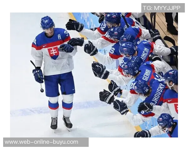 传奇门将切赫加盟英国第四级别联赛冰球队开启新职业生涯